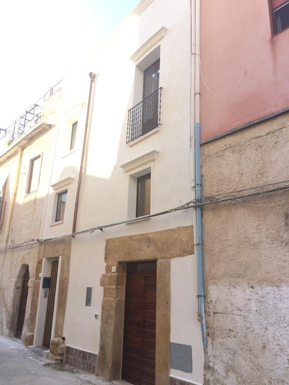 Controvento B&B Marsala Bagian luar foto